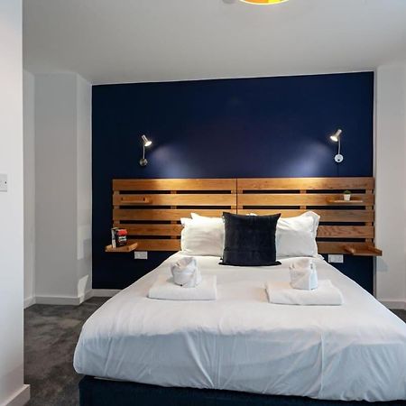 Superb 2 Bed Flat 5Min To Old Trafford Stadium Манчестер Экстерьер фото